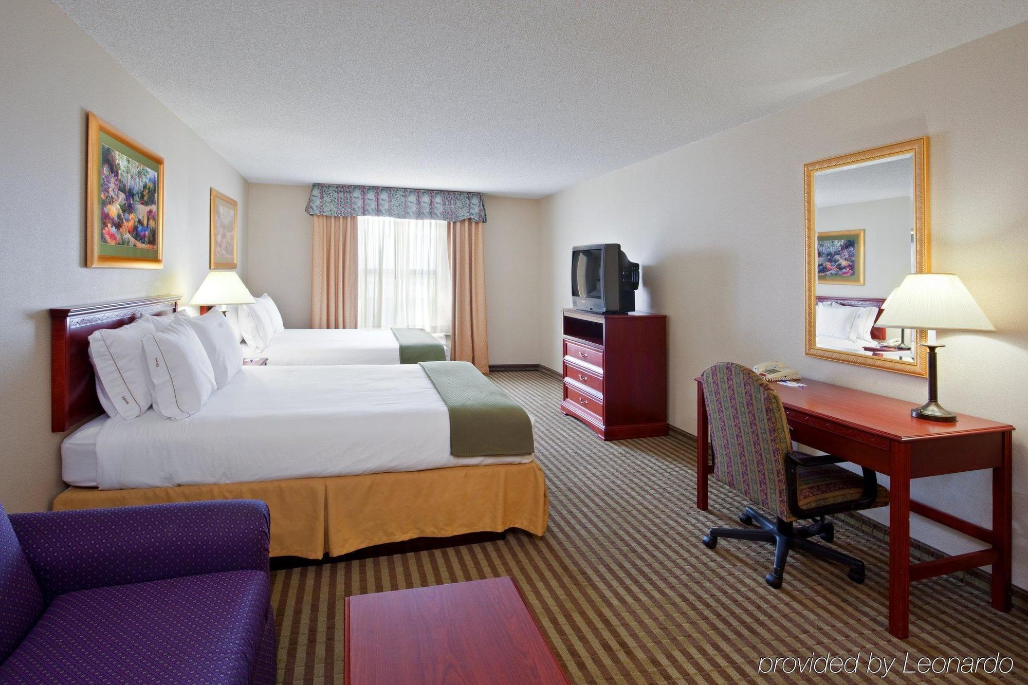 Holiday Inn Express Hotel & Suites Circleville By Ihg Exteriör bild