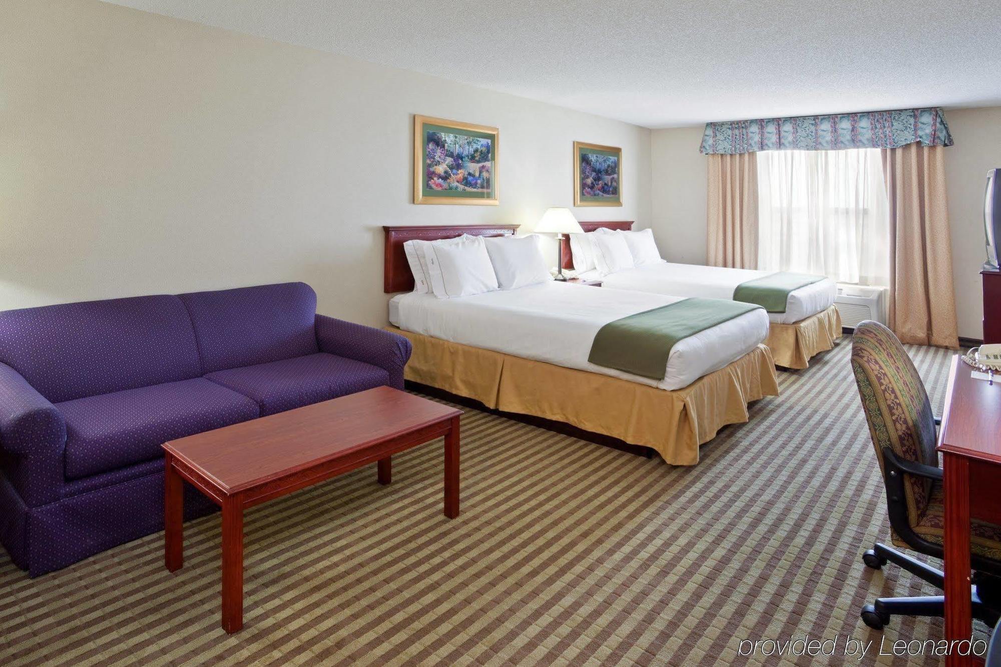 Holiday Inn Express Hotel & Suites Circleville By Ihg Exteriör bild