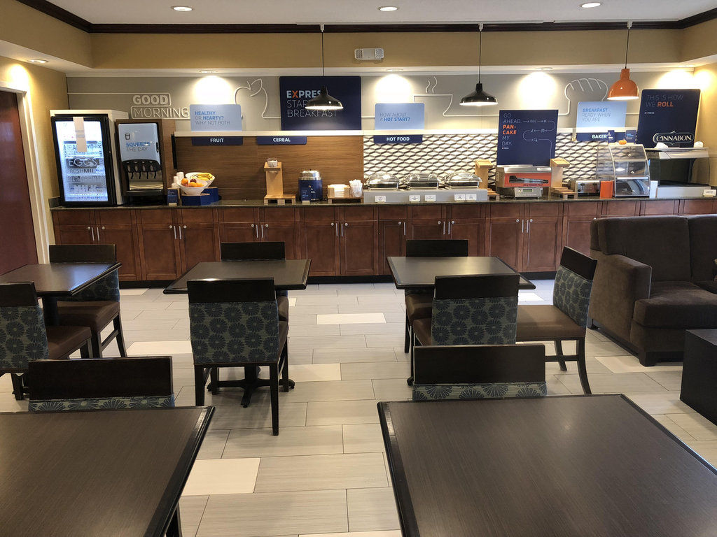 Holiday Inn Express Hotel & Suites Circleville By Ihg Exteriör bild