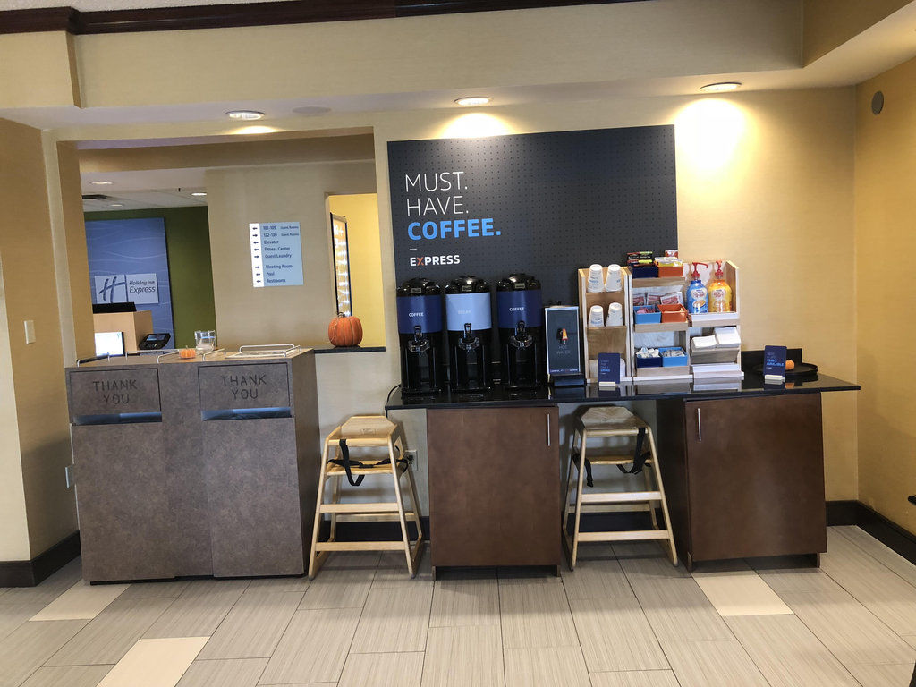 Holiday Inn Express Hotel & Suites Circleville By Ihg Exteriör bild